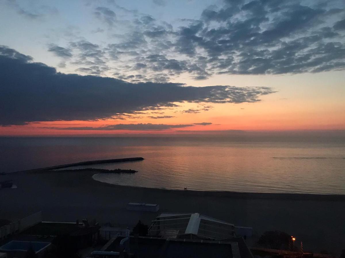 Faleza Nord Sea View Apartment Constanţa Exteriér fotografie