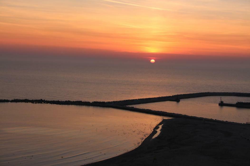 Faleza Nord Sea View Apartment Constanţa Exteriér fotografie